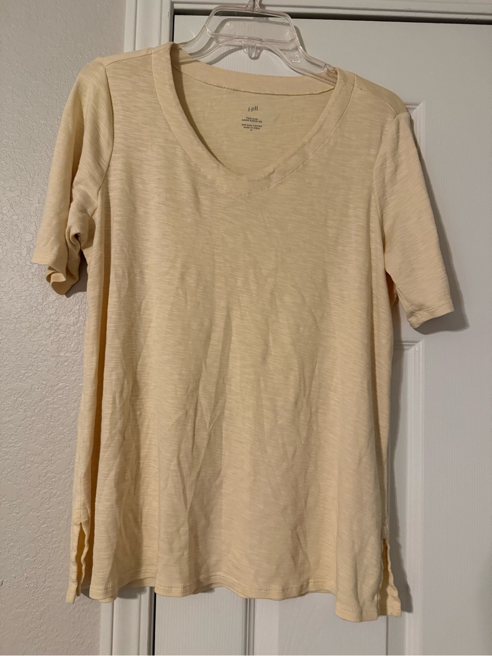 J. Jill Butter Yellow Short-Sleeve V-Neck Tee 100% Cotton